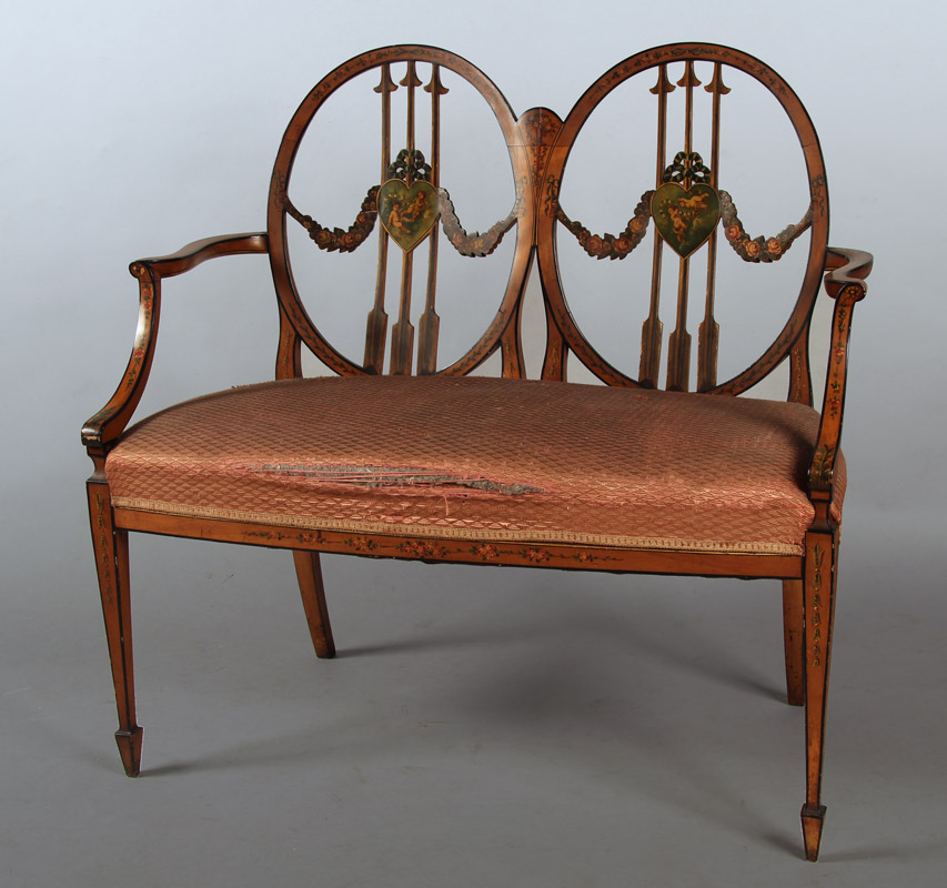 : SOFA DE DOS CUERPOS Y DOS SILLONES INGLESES ESTILO ADAM. : SOFA DE DOS CUERPOS Y DOS SILLONES INGLESES ESTILO ADAM.