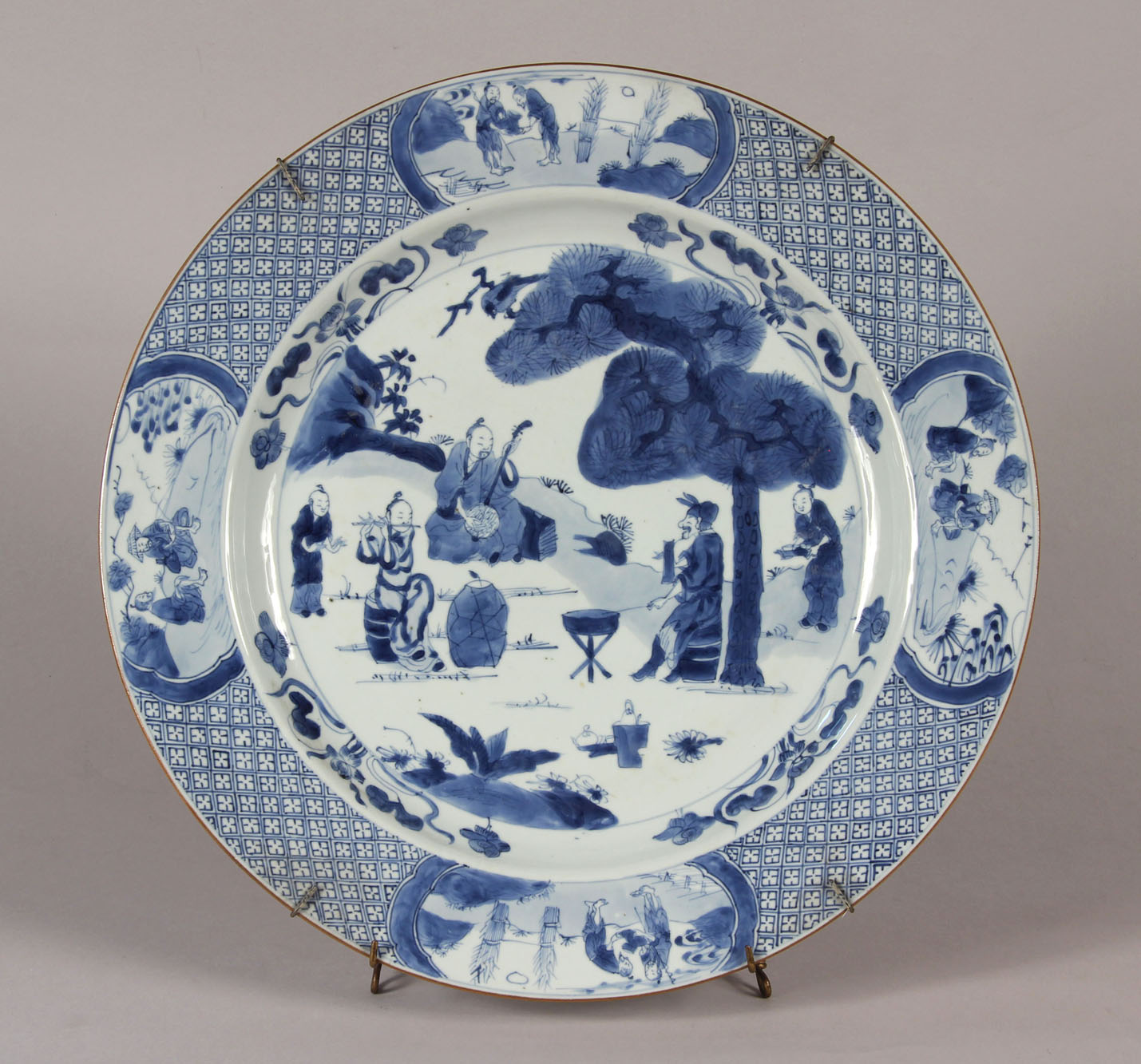  GRAN PLATO DE PORCELANA CHINA SIGLO XIX.