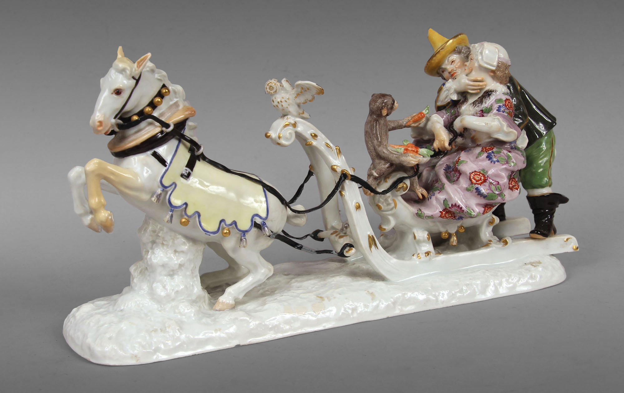  GRUPO DE PORCELANA ALEMANA DE MEISSEN.