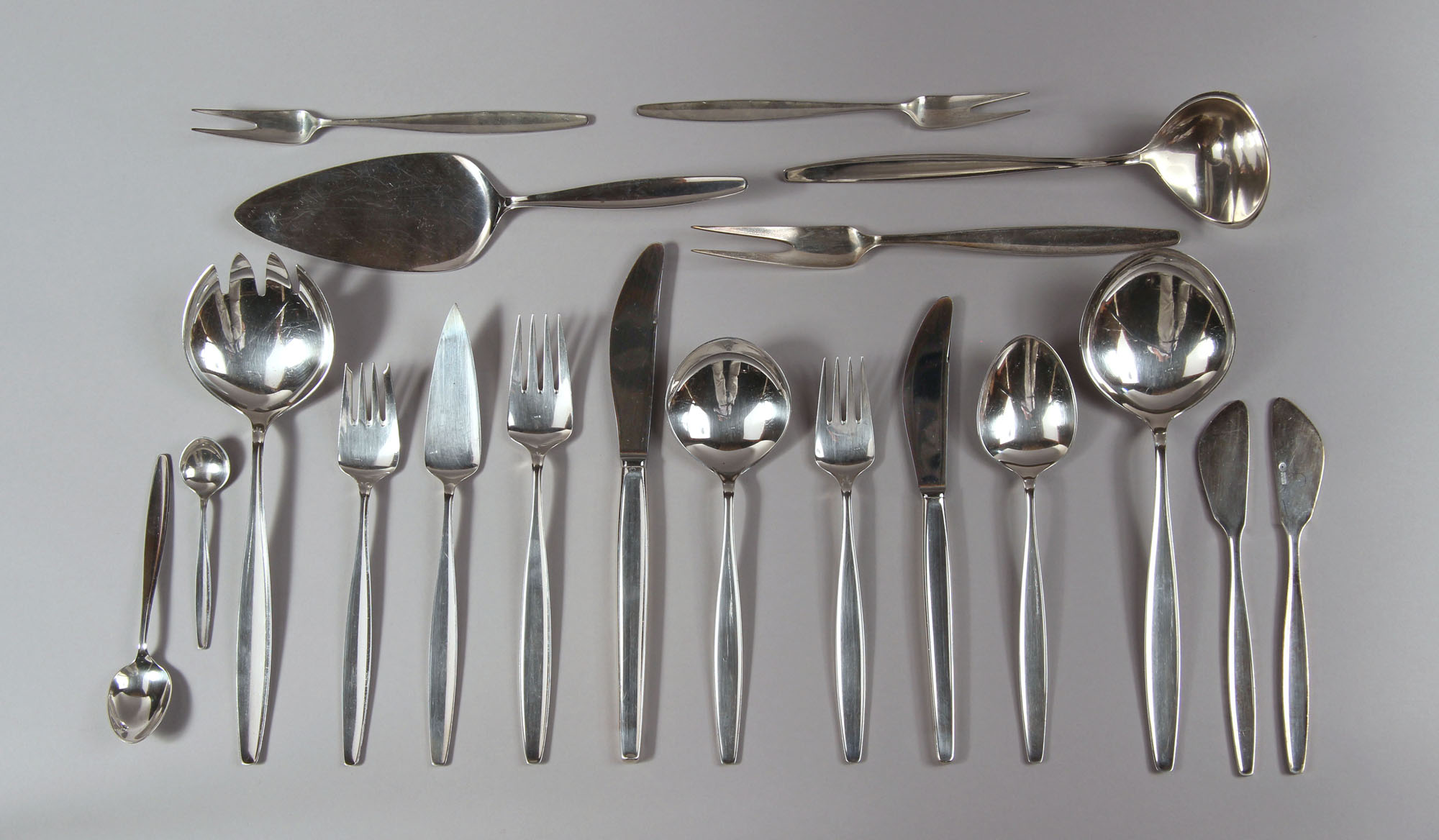  JUEGO DE CUBIERTOS DINAMARQUES GEORG JENSEN. 