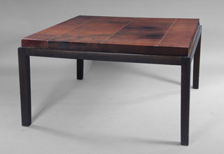 Lote 208: MESA PARA CENTRO DE LINEA MODERNA DISEÑO DE EUGENIO AGUIRRE. MESA PARA CENTRO DE LINEA MODERNA DISEÑO DE EUGENIO AGUIRRE.