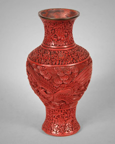 Lote 382: PEQUEÑO VASO DE LACA CHINA DE PEKIN. PEQUEÑO VASO DE LACA CHINA DE PEKIN.