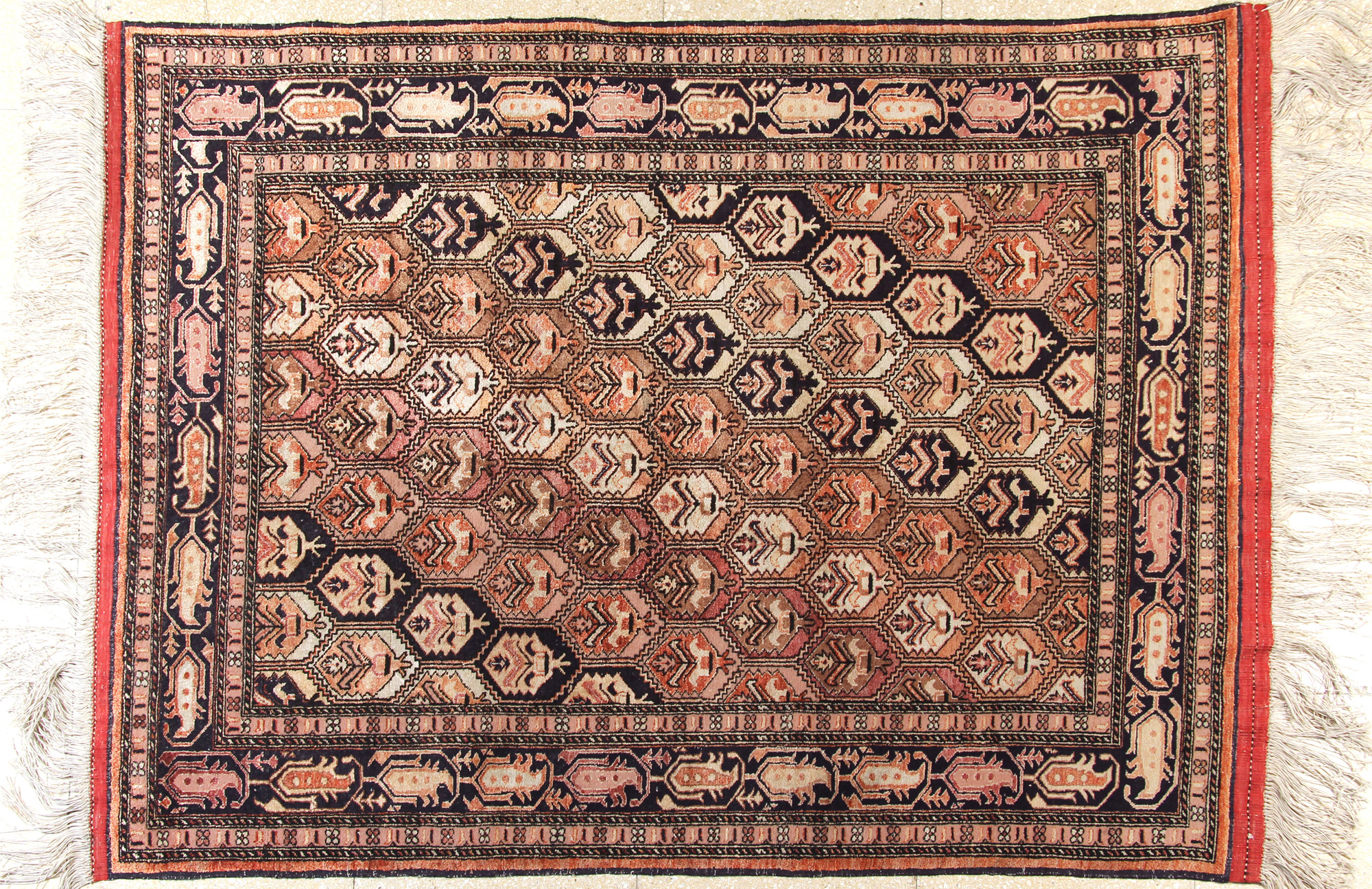  ALFOMBRA PERSA DE LANA TEJIDA A MANO. 