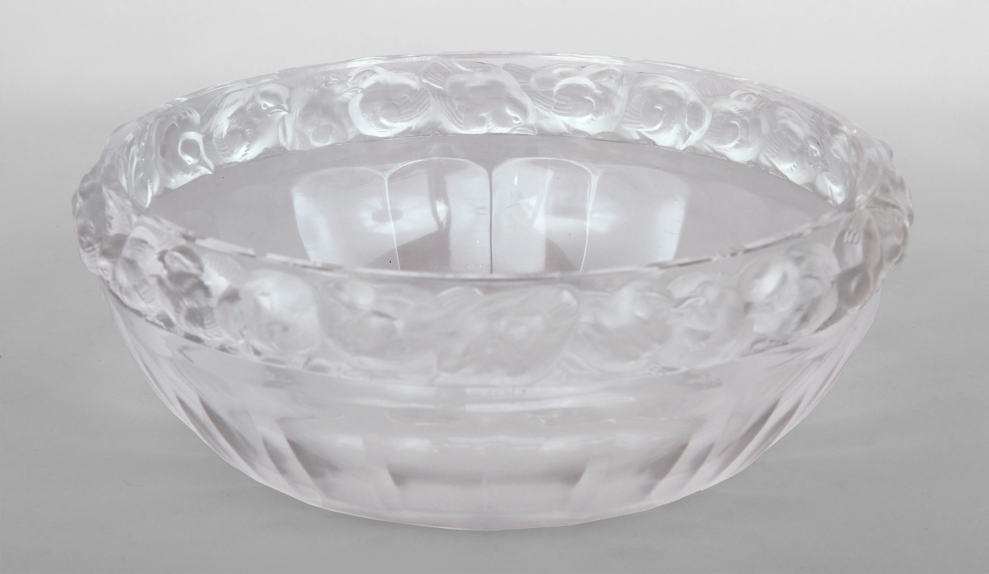 ENSALADERA FRANCESA DE VIDRIO ARTISTICO LALIQUE. ENSALADERA FRANCESA DE VIDRIO ARTISTICO LALIQUE.