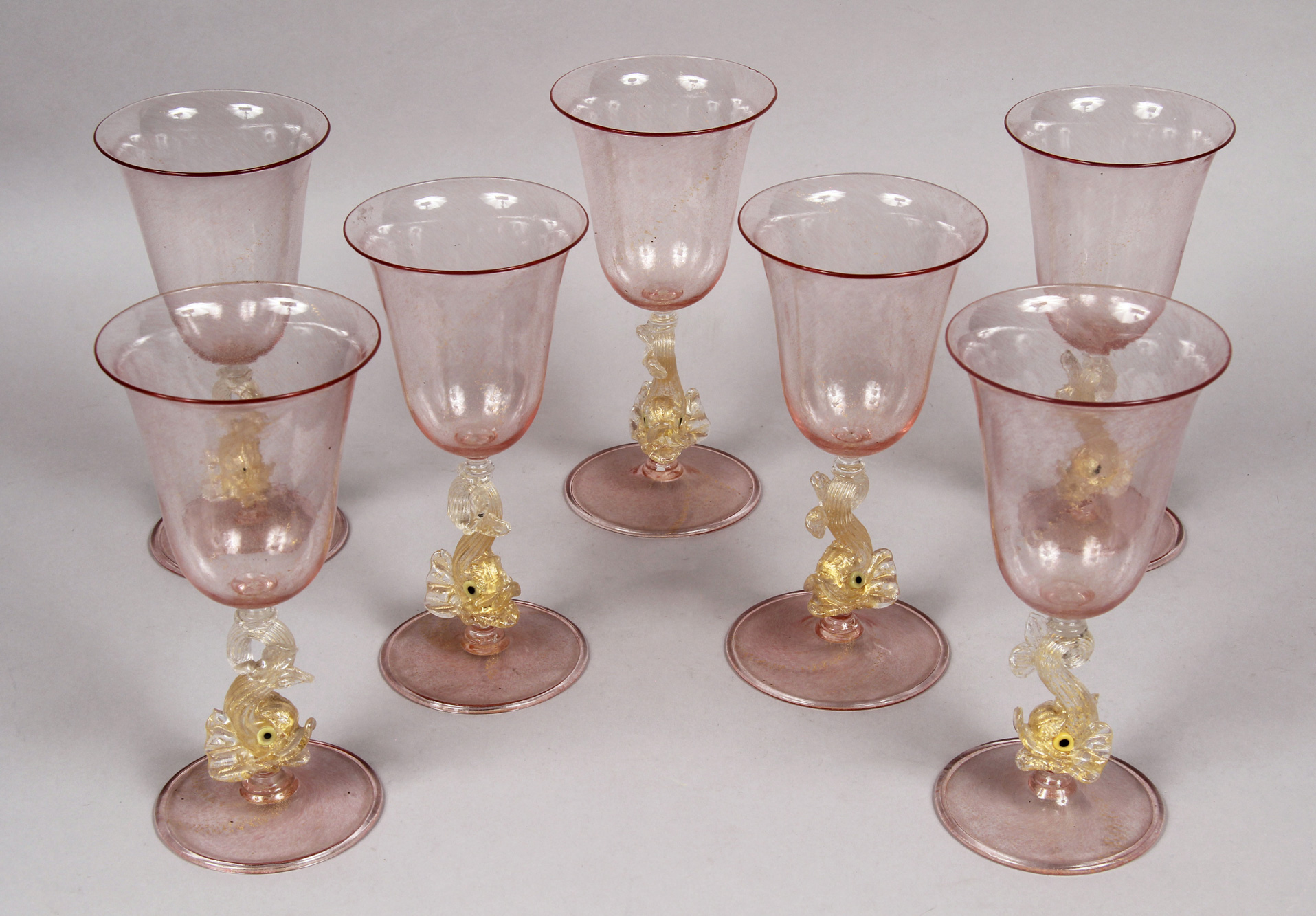 OCHO COPAS VENECIANAS MANUFACTURA DE MURANO. OCHO COPAS VENECIANAS MANUFACTURA DE MURANO.