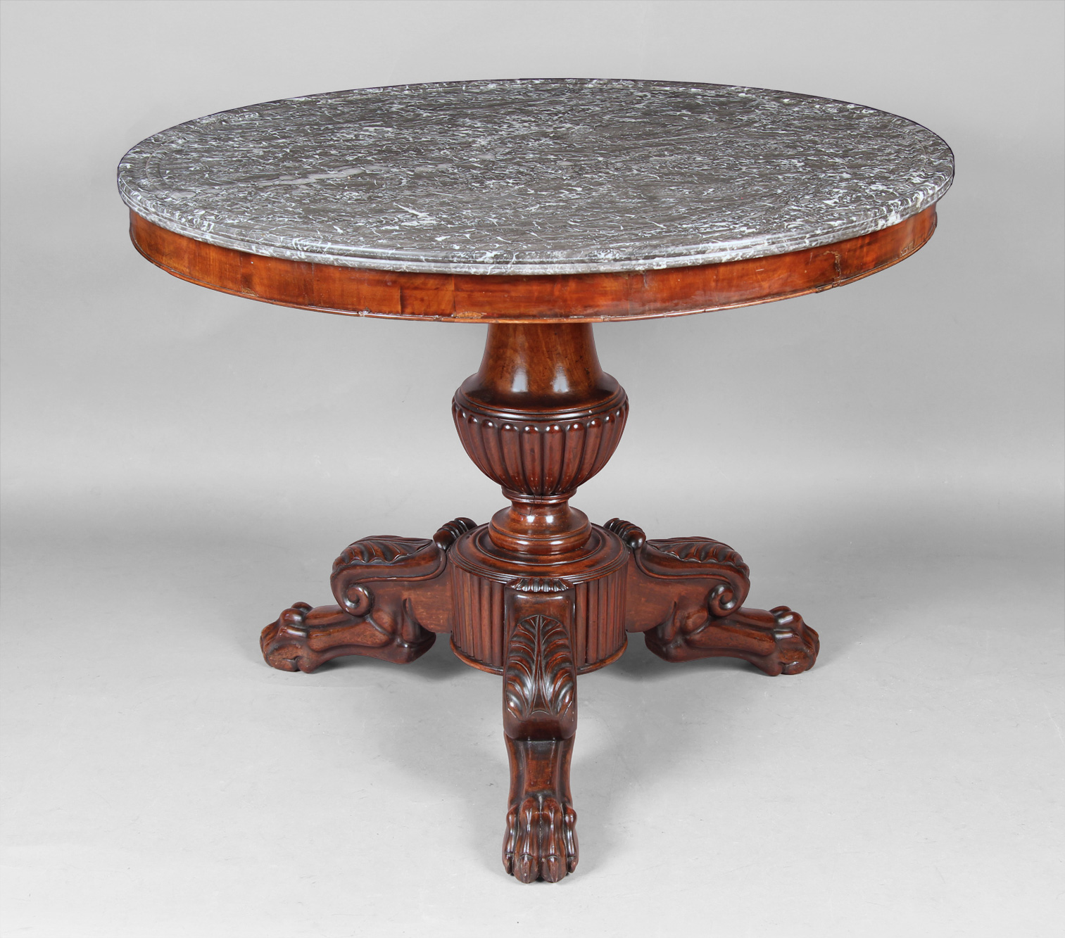 ANTIGUA MESA INGLESA CIRCULAR PARA CENTRO. ANTIGUA MESA INGLESA CIRCULAR PARA CENTRO.