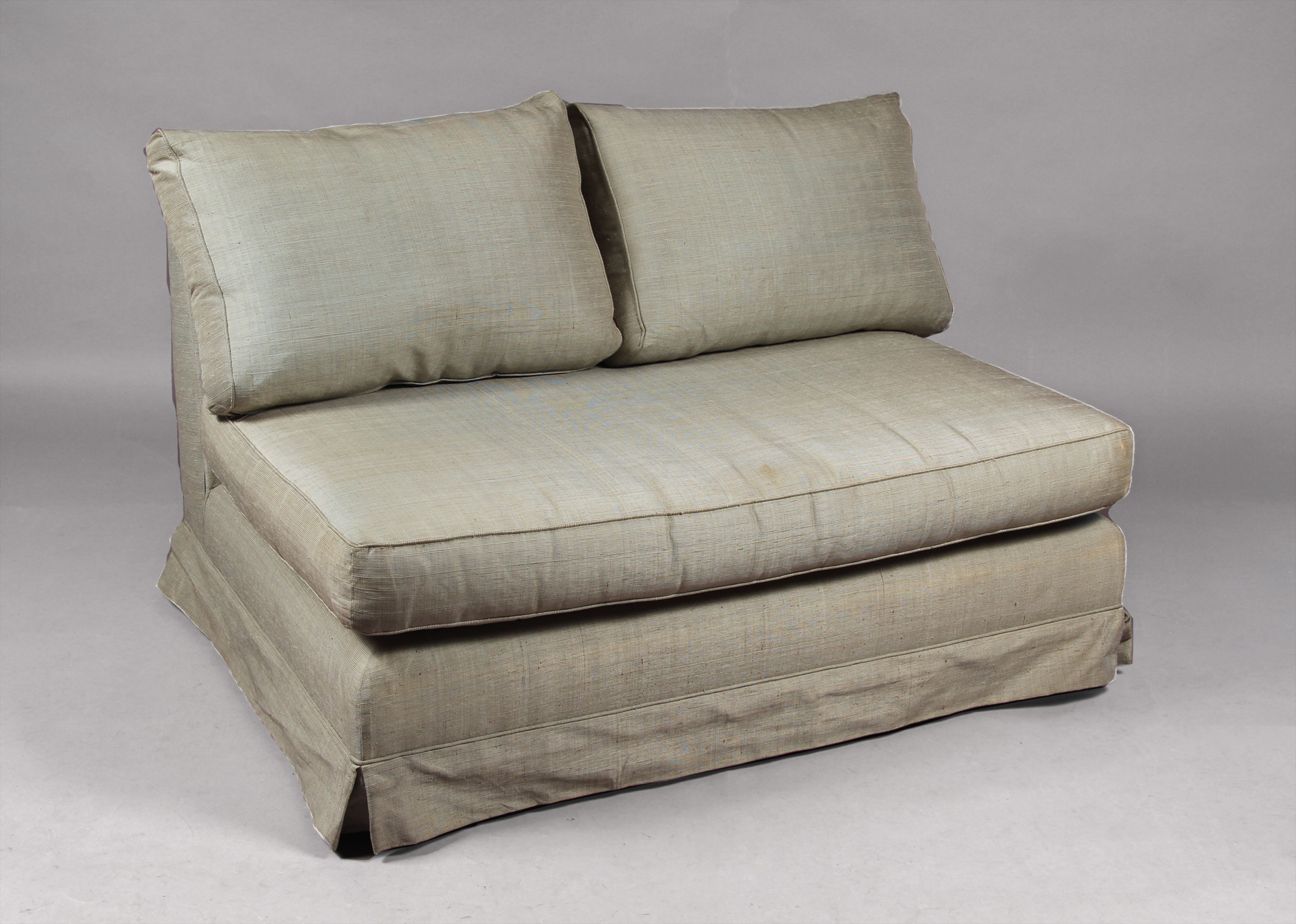 BUTACA CONFORTABLE PARA DOS CUERPOS. BUTACA CONFORTABLE PARA DOS CUERPOS.