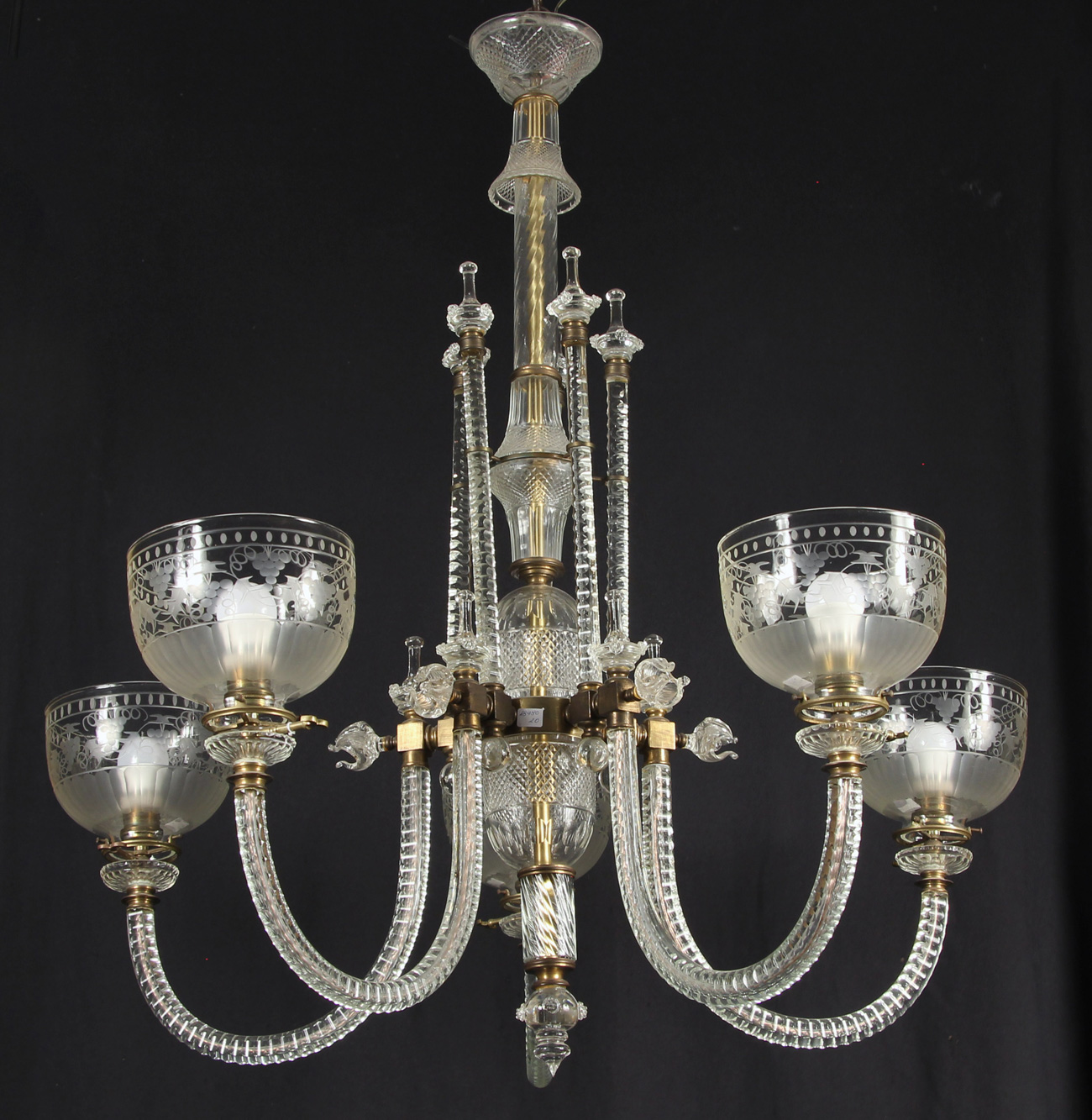 ARAÑA AL ESTILO DE LAS INGLESAS OSLER. ARAÑA AL ESTILO DE LAS INGLESAS OSLER.