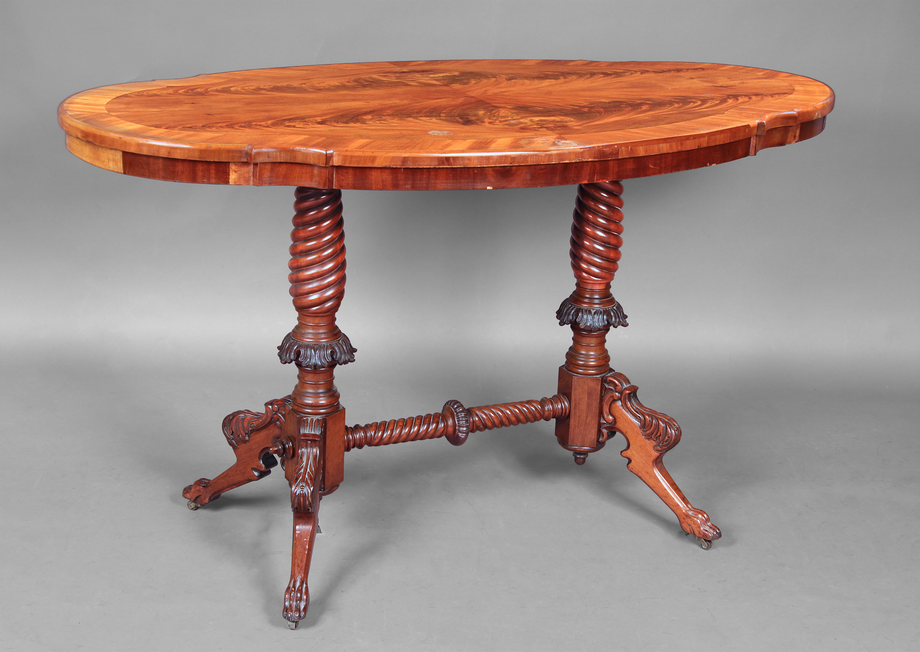 ANTIGUA MESA INGLESA VICTORIANA PARA CENTRO. ANTIGUA MESA INGLESA VICTORIANA PARA CENTRO.