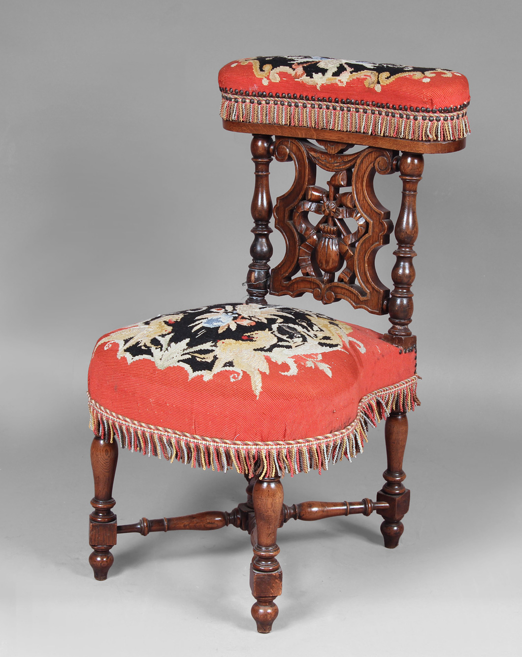 ANTIGUA SILLA RECLINATORIO EN MADERA DE ROBLE. ANTIGUA SILLA RECLINATORIO EN MADERA DE ROBLE.