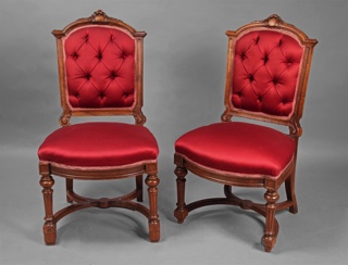 Lote 267: PAR DE SILLAS DE ESTILO FRANCES LUIS XVI.  PAR DE SILLAS DE ESTILO FRANCES LUIS XVI. 