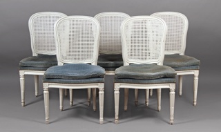 Lote 171: DOCE SILLAS DE ESTILO FRANCES LUIS XVI PARA COMEDOR.  DOCE SILLAS DE ESTILO FRANCES LUIS XVI PARA COMEDOR. 