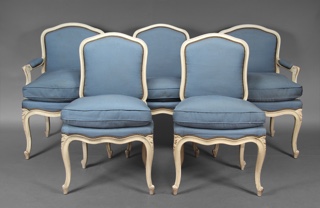 Lote 164: DOS SILLONES Y OCHO SILLAS DE ESTILO FRANCES LUIS XV.  DOS SILLONES Y OCHO SILLAS DE ESTILO FRANCES LUIS XV. 