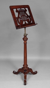 Lote 247: ANTIGUO ATRIL INGLES PARA PARTITURAS.  ANTIGUO ATRIL INGLES PARA PARTITURAS. 