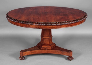 Lote 167: ANTIGUA MESA INGLESA JORGE IV PARA CENTRO.  ANTIGUA MESA INGLESA JORGE IV PARA CENTRO. 