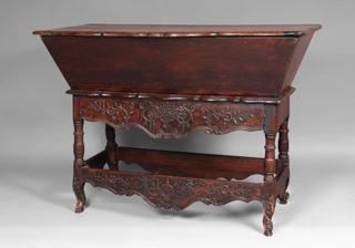 Lote 203: ANTIGUO MUEBLE HARINERO PROVENZAL.  ANTIGUO MUEBLE HARINERO PROVENZAL. 