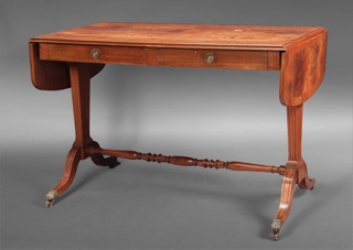 Lote 198: SOFA TABLE DE ESTILO INGLES.  SOFA TABLE DE ESTILO INGLES. 