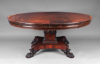 Lote 166: MESA CIRCULAR DE ESTILO INGLES CHIPPENDALE PARA COMEDOR.  MESA CIRCULAR DE ESTILO INGLES CHIPPENDALE PARA COMEDOR. 