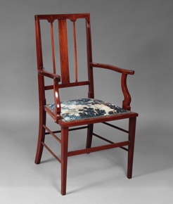 Lote 269: PEQUEÑO SILLON INGLES EDUARDIANO.  PEQUEÑO SILLON INGLES EDUARDIANO. 