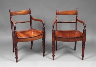 Lote 260: PAR DE SILLONES DE ESTILO INGLES.  PAR DE SILLONES DE ESTILO INGLES. 