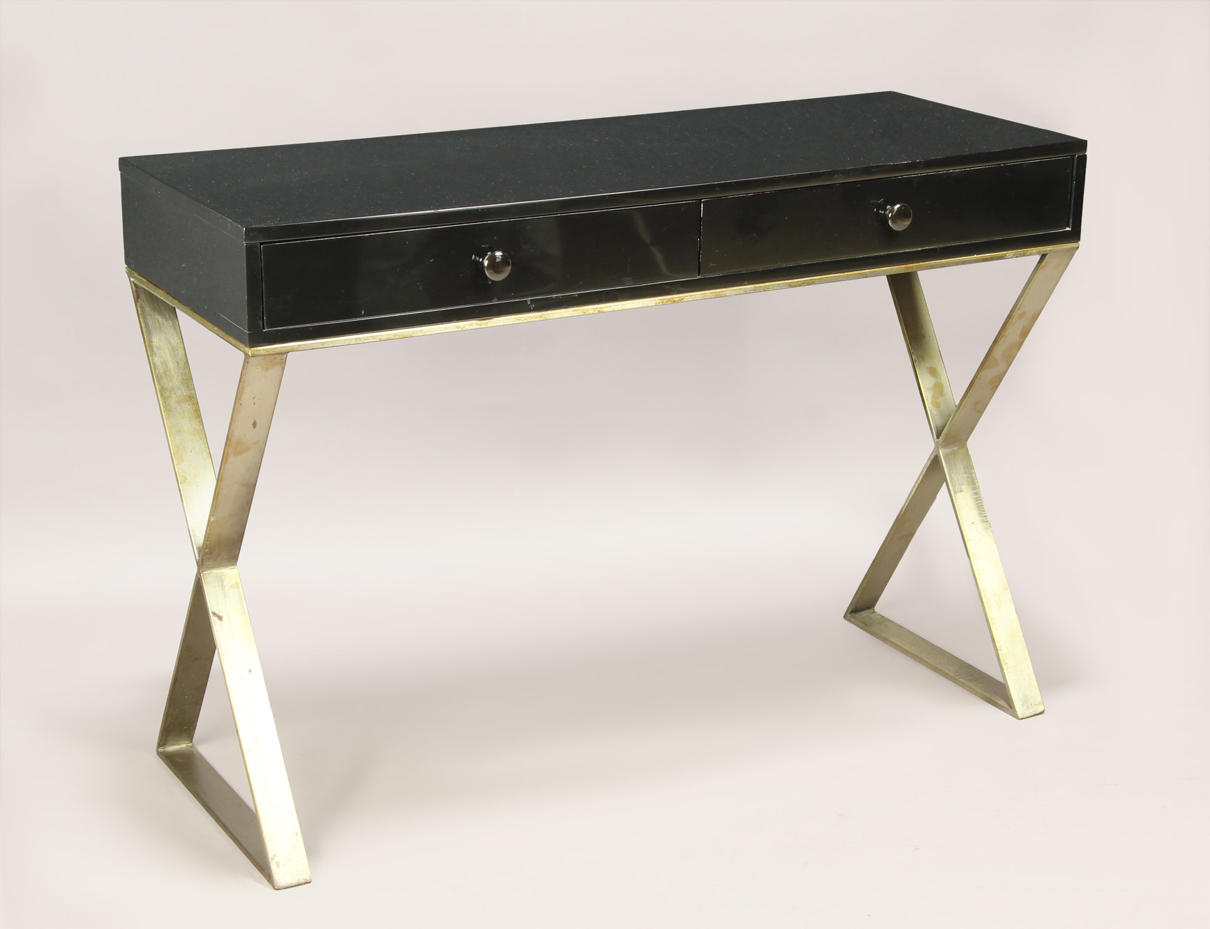  MESA ESCRITORIO RECTANGULAR DE DISEÑO MODERNO. 
