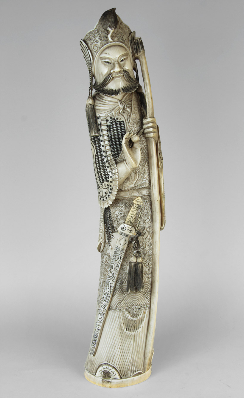  GRAN FIGURA CHINA DE MARFIL ESCULPIDO. 