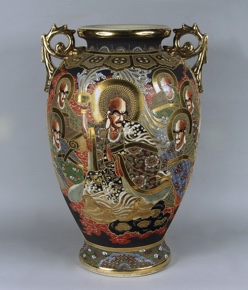 Lote 595: GRAN VASO DE CERAMICA JAPONESA SATZUMA.  GRAN VASO DE CERAMICA JAPONESA SATZUMA. 