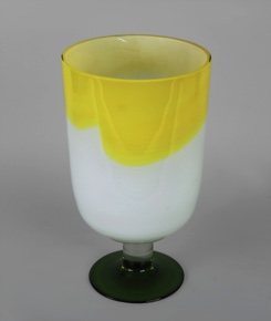 Lote 438: GRAN COPON DE VIDRIO ARTISTICO FIRMADO CHURBA. GRAN COPON DE VIDRIO ARTISTICO FIRMADO CHURBA.