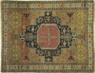 Lote 418: PEQUEÑA ALFOMBRA PERSA DE LANA TEJIDA A MANO.  PEQUEÑA ALFOMBRA PERSA DE LANA TEJIDA A MANO. 
