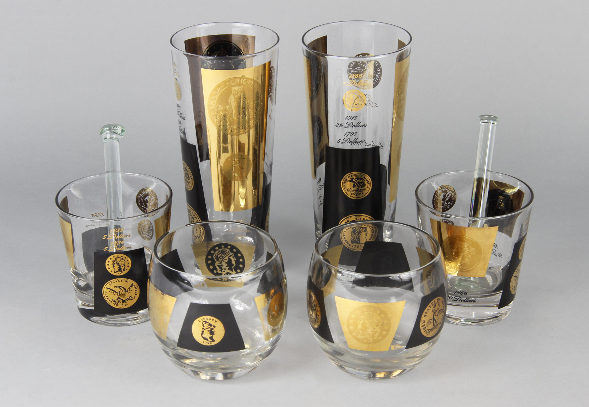  CONJUNTO DE VASOS AMERICANOS PARA COCKTAIL. 