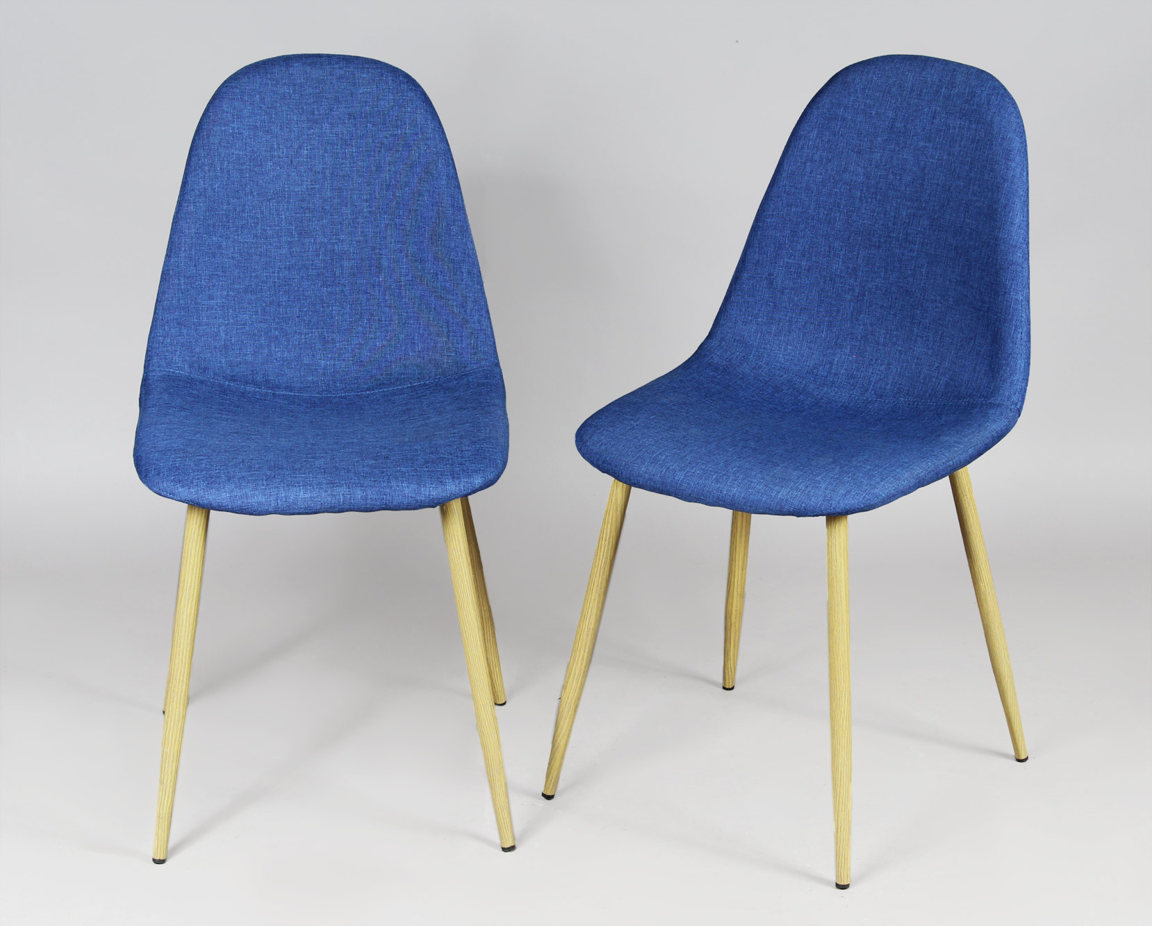  PAR DE SILLAS DE DISEÑO MODERNO MODELO CHARLTON VELVET. 