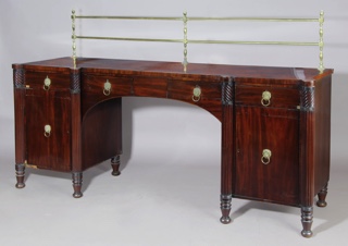 Lote 171: ANTIGUO SIDEBOARD INGLES WILLIAM IV.  ANTIGUO SIDEBOARD INGLES WILLIAM IV. 