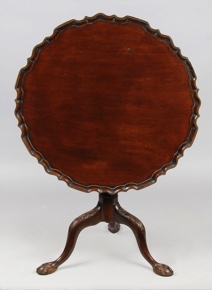 Lote 190: ANTIGUA MESA TILT TOP INGLESA DE FORMA CIRCULAR.  ANTIGUA MESA TILT TOP INGLESA DE FORMA CIRCULAR. 