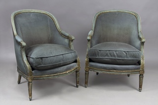 Lote 263: PAR DE SILLONES BERGERE ESTILO LUIS XVI DE LA CASA JANSEN.  PAR DE SILLONES BERGERE ESTILO LUIS XVI DE LA CASA JANSEN. 