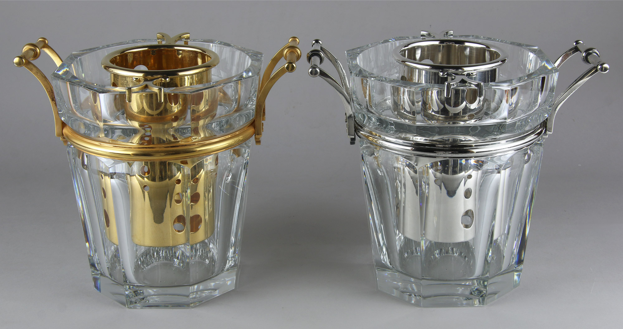 Lotes 503 y 504: 
																		BALDE ENFRIA BOTELLAS FRANCES DE CRISTAL DE BACCARAT.
																		BALDE ENFRIA BOTELLAS FRANCES DE CRISTAL DE BACCARAT. 