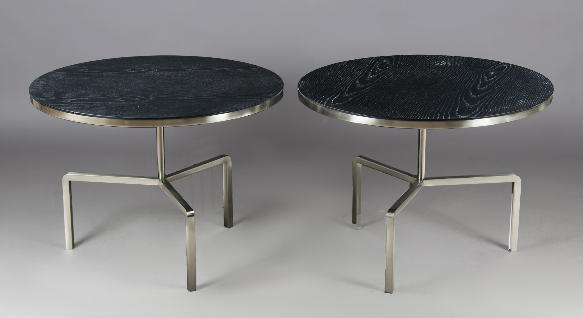  PAR DE 'BLACK COFFEE TABLES' DE DISEÑO ITALIANAS. 