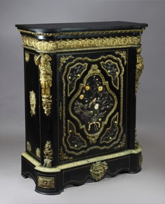 Lote 398: ANTIGUO MUEBLE FRANCES DE ARRIMO NAPOLEON III.  ANTIGUO MUEBLE FRANCES DE ARRIMO NAPOLEON III. 