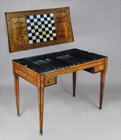 Lote 207: ANTIGUA 'BACKGAMMON TABLE' FRANCESA DE EPOCA LUIS XVI.  ANTIGUA 'BACKGAMMON TABLE' FRANCESA DE EPOCA LUIS XVI. 