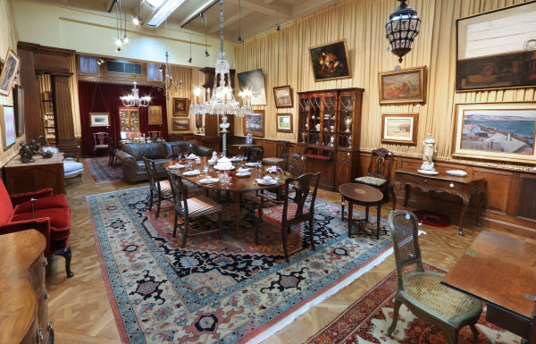 Salones JC Naon y Cia SA Remate 1568 Abril 2025