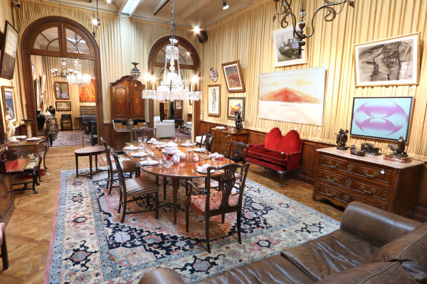 Salones JC Naon y Cia SA Remate 1568 Abril 2025