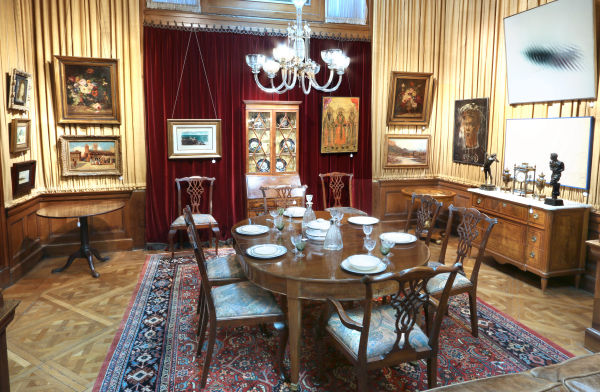 Salones JC Naon y Cia SA Remate 1568 Abril 2025