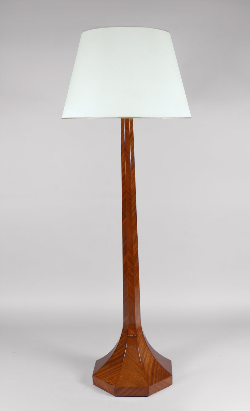  LAMPARA DE PIE ESTILO FRANCES ART DECO. 