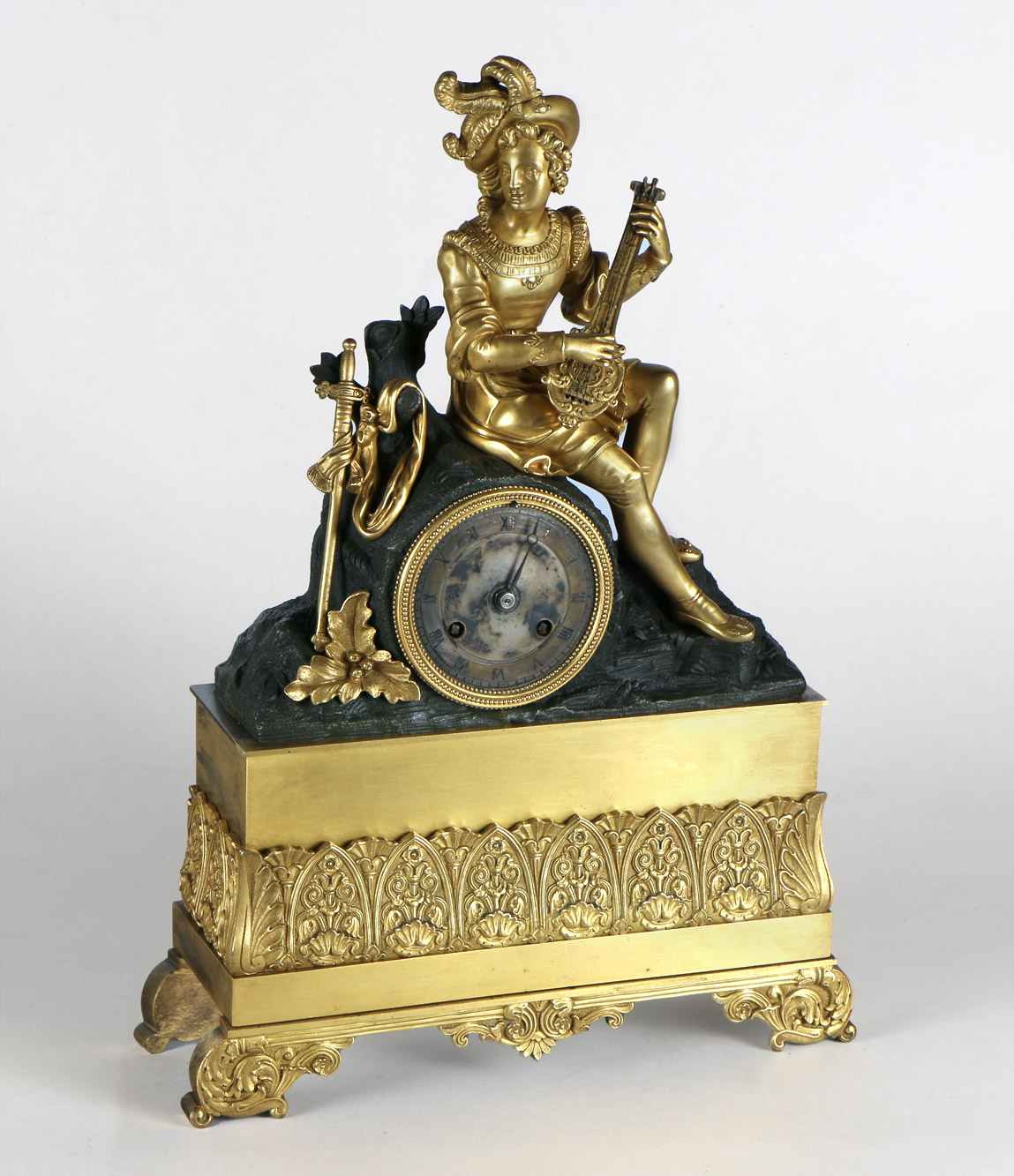  ANTIGUO RELOJ FRANCES DE APOYO EN BRONCE CINCELADO. 