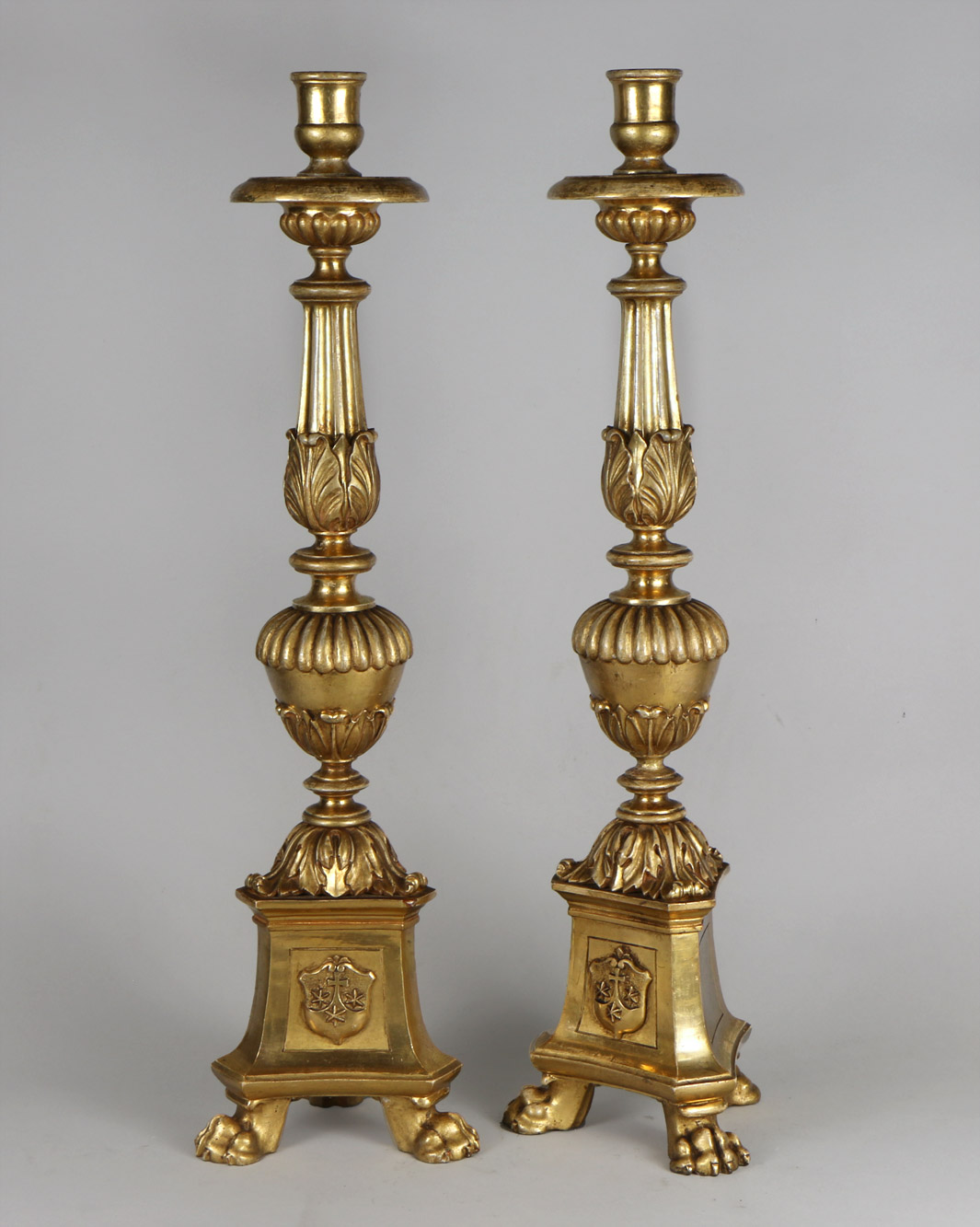 PAR DE ANTIGUOS PORTA VELONES ITALIANOS SIGLO XIX. PAR DE ANTIGUOS PORTA VELONES ITALIANOS SIGLO XIX.