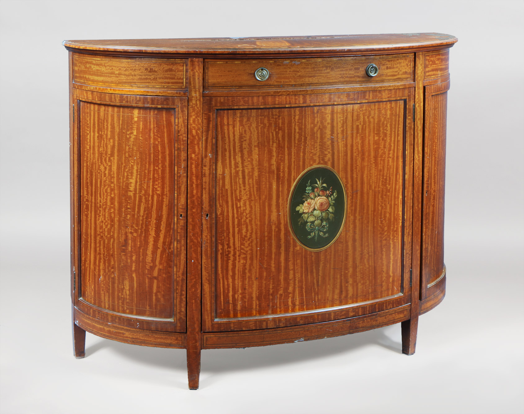 PEQUEÑO APARADOR INGLES ESTILO ADAMS. PEQUEÑO APARADOR INGLES ESTILO ADAMS.