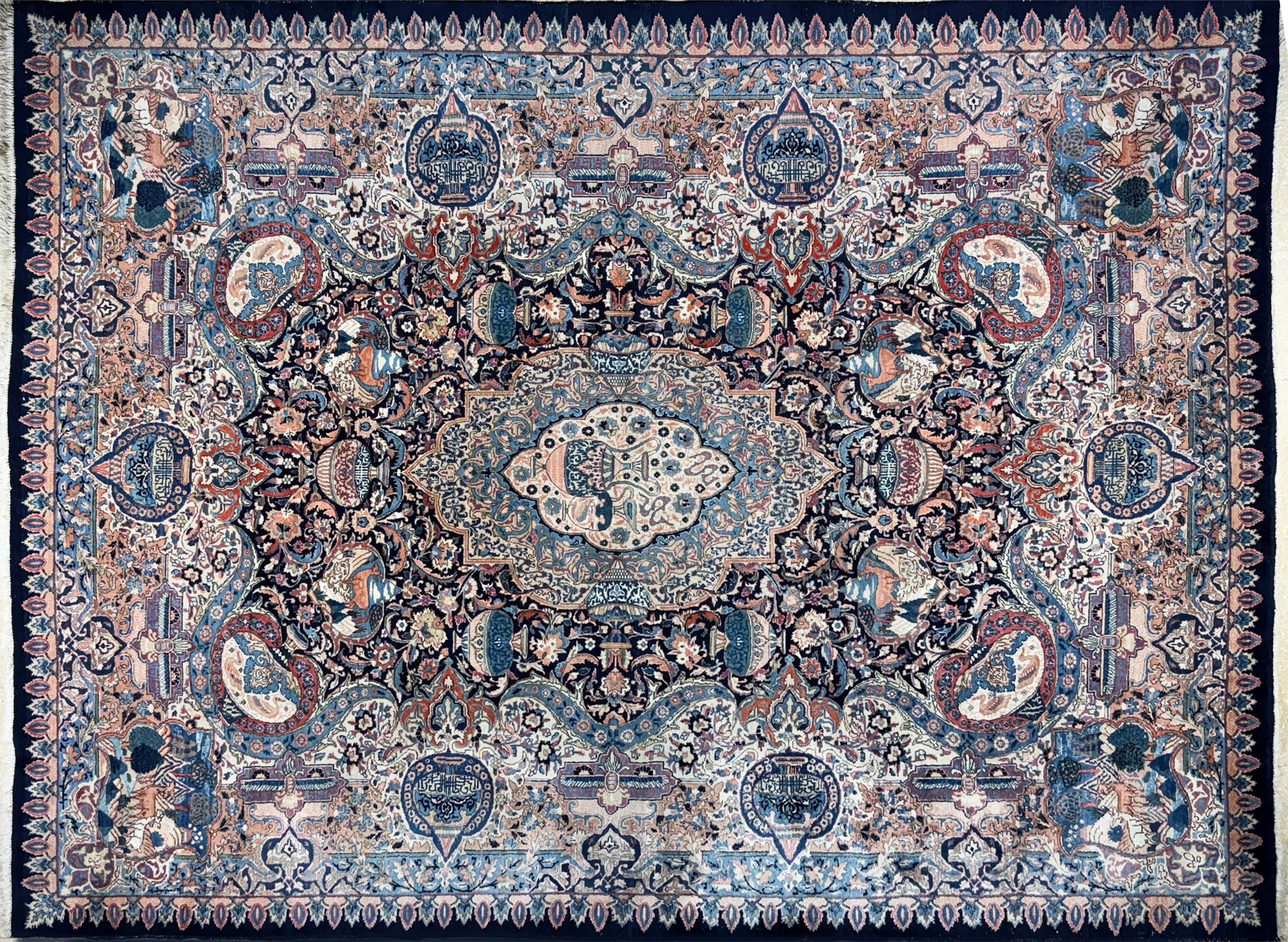 IMPORTANTE ALFOMBRA PERSA DE LANA TEJIDA A MANO. IMPORTANTE ALFOMBRA PERSA DE LANA TEJIDA A MANO.