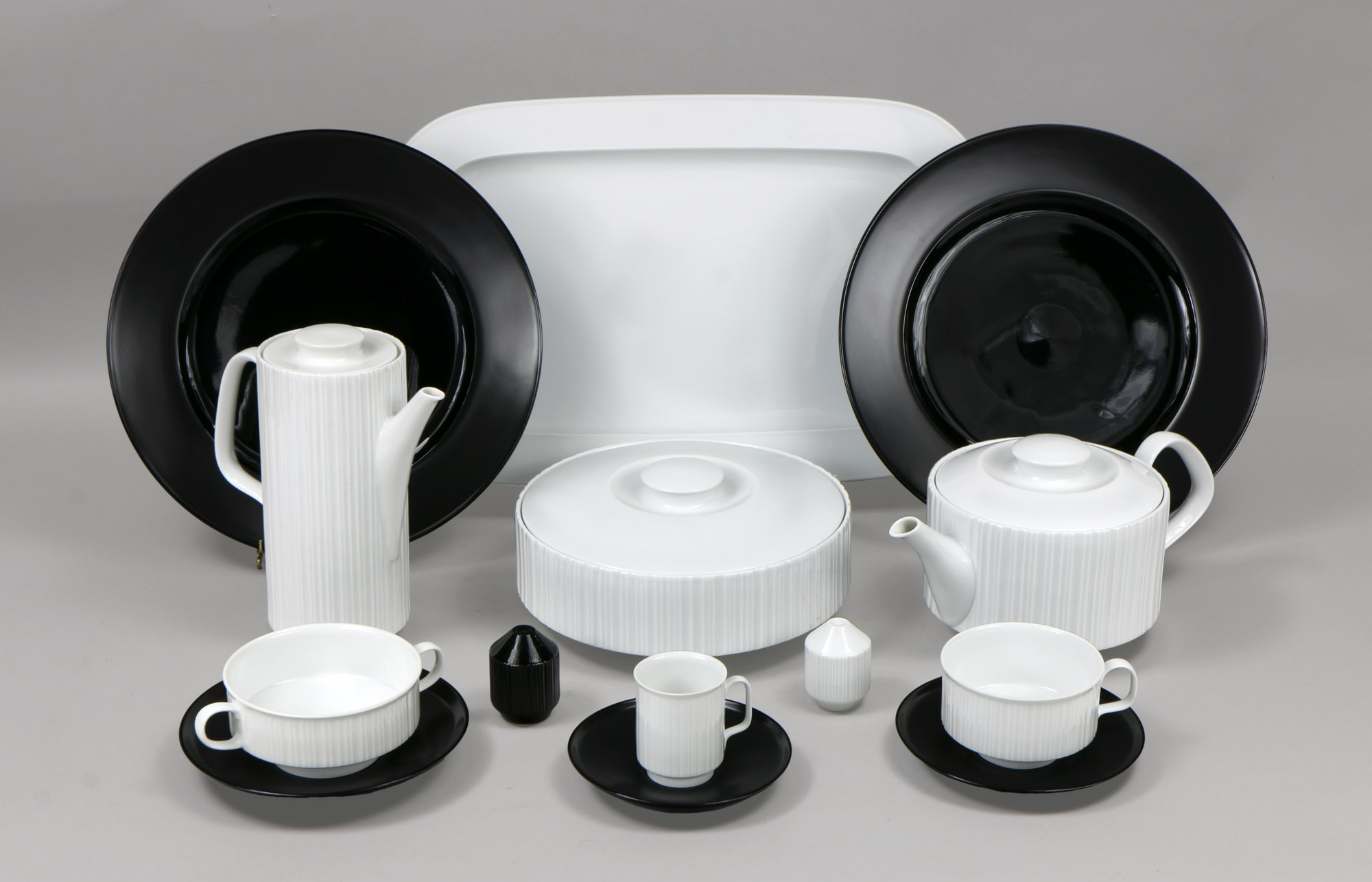  JUEGO DE PORCELANA ALEMANA ROSENTHAL PARA MESA