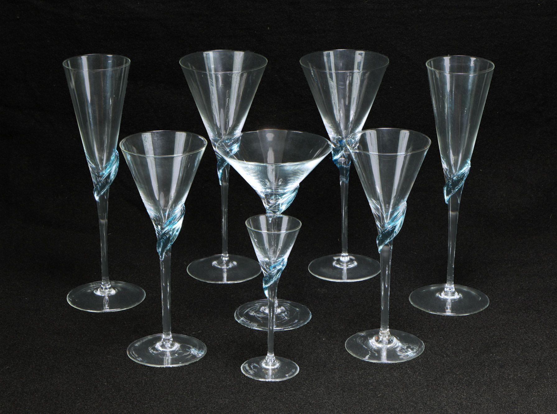  CONJUNTO DE COPAS ITALIANAS DE VIDRIO DE MURANO.