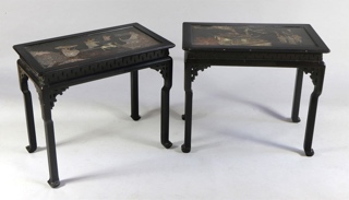 Lote 266: PAR DE PEQUEÑAS MESAS BAJAS CHINAS. PAR DE PEQUEÑAS MESAS BAJAS CHINAS.
