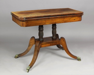 Lote 278: MESA INGLESA CON TAPA LIBRO PARA JUEGO.  MESA INGLESA CON TAPA LIBRO PARA JUEGO. 